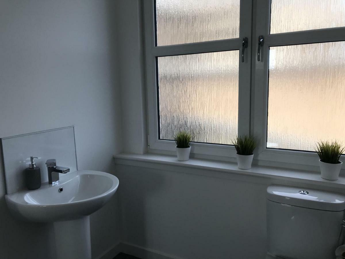 Carvetii - Edward House C - 2 Dbl Bed 2Nd Floor Flat Villa Dunfermline Exterior photo