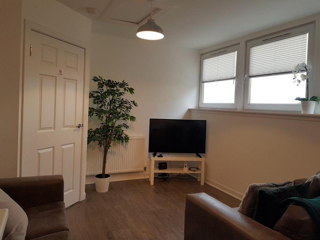 Carvetii - Edward House C - 2 Dbl Bed 2Nd Floor Flat Villa Dunfermline Exterior photo